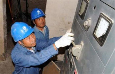 電壓電工、高壓電工
